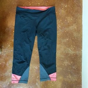 Under Armour 3/4 length Leggings